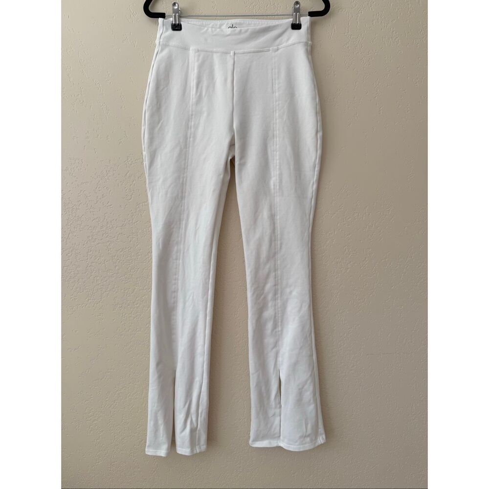 ALO Airbrush High Waist 7/8 Flutter Legging - Picture 2 of 6